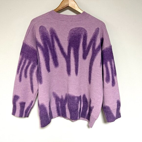 Artistic Striped Sweater - Picture 5 of 7